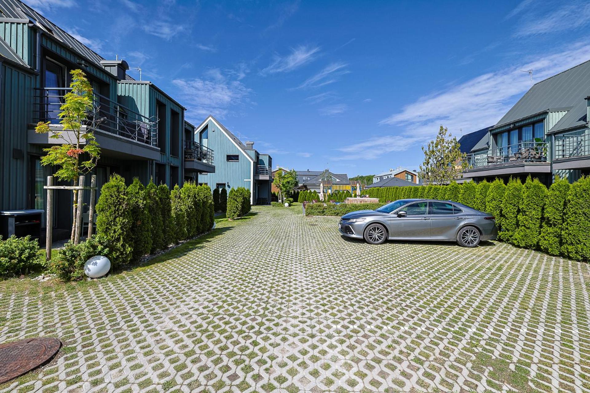 Green Shine Apartment, By Cohost Palanga Exterior foto